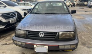 foto de Autos marca Volkswagen seminuevo modelo Vento año 1996 en Cuenca