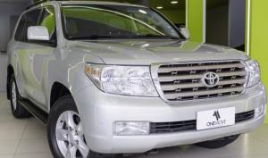Toyota Land Cruiser 200 2011