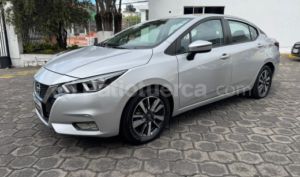 foto de Autos marca Nissan seminuevo modelo VERSA ADVANCE año 2022 en Quito