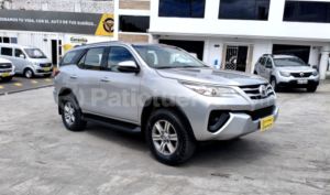 Toyota Fortuner 2.7 2021