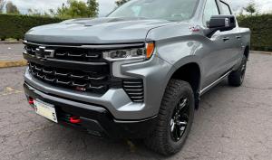 Chevrolet Silverado Trailboss Z71 AC 2023