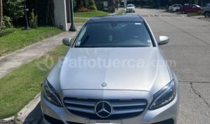 Mercedes Benz C300 2015