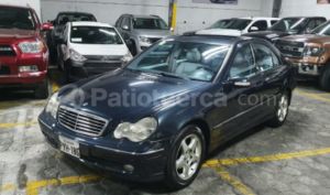 Mercedes Benz—™ C200 2002