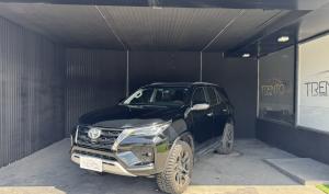 Toyota Fortuner 4.0 2022