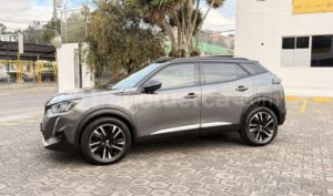 foto de Autos marca Peugeot seminuevo modelo 2008 GT año 2023 en Quito