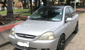 Kia Rio Stylus 2013