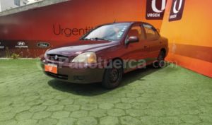 Kia Rio Stylus 2004
