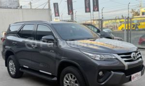foto de Autos marca Toyota seminuevo modelo Fortuner 2.7 año 2019 en Ambato