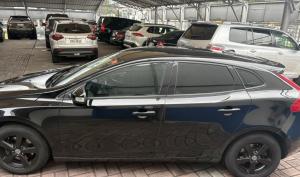 Volvo V40 2014