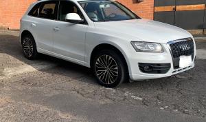Audi Q5 quattro 2013