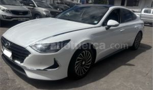 foto de Hyundai Sonata Hybrid 2022