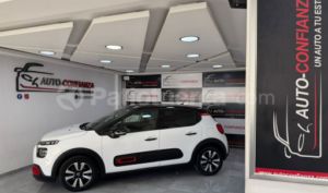 foto de Citroen C3 SHINE 2024