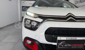 foto de Citroen C3 SHINE 2024