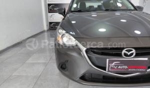 foto de Autos marca Mazda seminuevo modelo 2 SDN CORE año 2020 en Quito