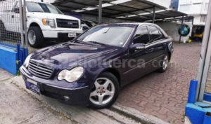 Mercedes Benz—™ C320 2001