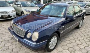 Mercedes Benz—™ 320E 1996