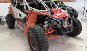 foto de Autos marca Can-Am seminuevo modelo Maverick Turbo RR año 2022 en Quito