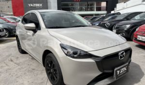foto de Autos marca Mazda seminuevo modelo 2 SDN CORE año 2025