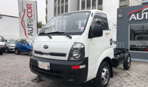 Kia K3000 2016