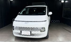 foto de Autos marca Hyundai seminuevo modelo Staria año 2024