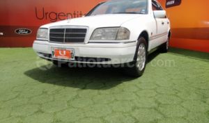 Mercedes Benz—™ C230 1997