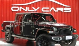 foto de Autos marca Jeep seminuevo modelo GLADIATOR SPORT año 2021 en Quito