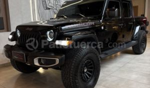 foto de Autos marca Jeep seminuevo modelo GLADIATOR SPORT año 2021 en Quito