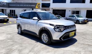 foto de Autos marca Kia seminuevo modelo Carens año 2023