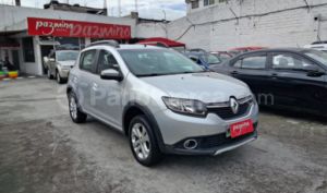 foto de Autos marca Renault seminuevo modelo Sandero Stepway año 2017 en Quito