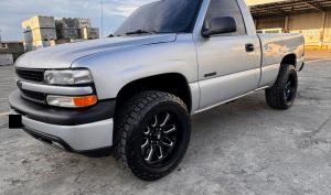Chevrolet Silverado 2001
