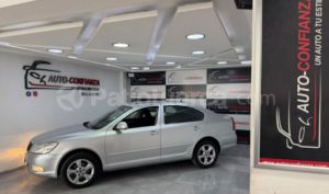 foto de Autos marca Skoda seminuevo modelo Octavia año 2012 en Quito