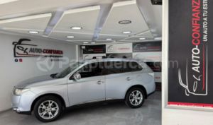 Mitsubishi Outlander 2014