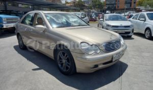 Mercedes Benz—™ C200 2003