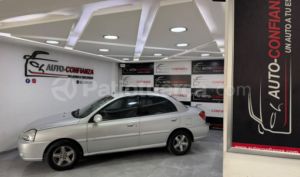 Kia Rio Stylus 2010