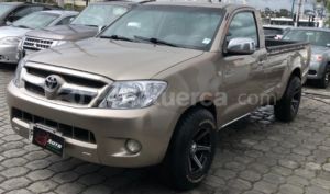 Toyota EKT HILUX 4X2 CS 2008