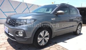 foto de Autos marca Volkswagen seminuevo modelo T-CROSS CONFORTLINE AC año 2020 en Otavalo