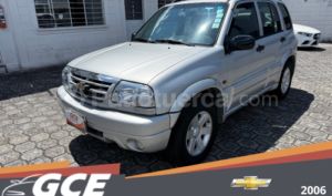 foto de Autos marca Chevrolet seminuevo modelo Grand Vitara año 2006 en Quito