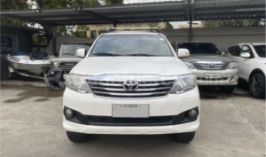 foto de Autos marca Toyota seminuevo modelo Fortuner 4.0 año 2013 en Cuenca