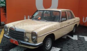 Mercedes Benz—™ 230 1976