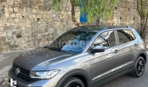 foto de Autos marca Volkswagen seminuevo modelo T-Cross  Trendline año 2025 en Quito