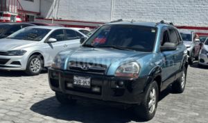 foto de Autos marca Hyundai seminuevo modelo Tucson TA año 2006 en Quito