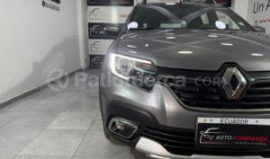 foto de Autos marca Renault seminuevo modelo Stepway año 2024 en Quito