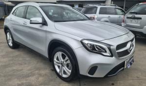 Mercedes Benz GLA 180 2019