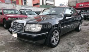 Mercedes Benz—™ 300E 1992