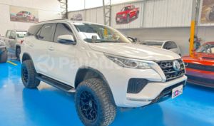 foto de Autos marca Toyota seminuevo modelo Fortuner 2.7 año 2024 en Quito