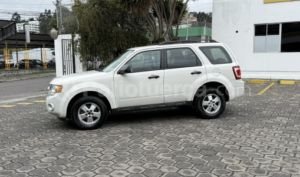 foto de Autos marca Ford seminuevo modelo Escape año 2009 en Quito