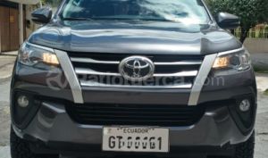 foto de Autos marca Toyota seminuevo modelo Fortuner 2.7 año 2019