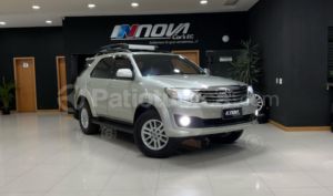 foto de Autos marca Toyota seminuevo modelo Fortuner año 2013 en Ambato