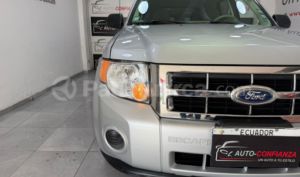 foto de Ford Escape 2012