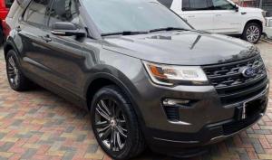 Ford Explorer XLT 2019